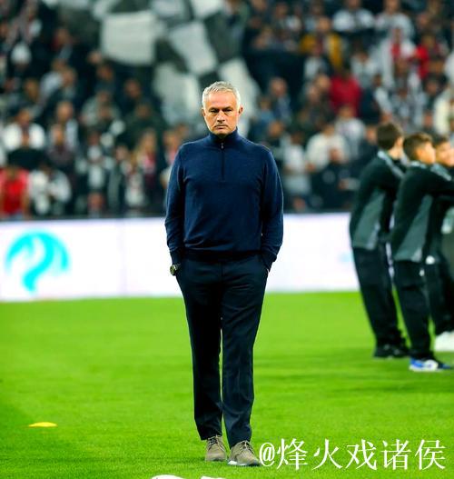 皇马内讧波及选帅，潜在接任者阿韦洛亚，因是穆里尼奥死忠遭抨击